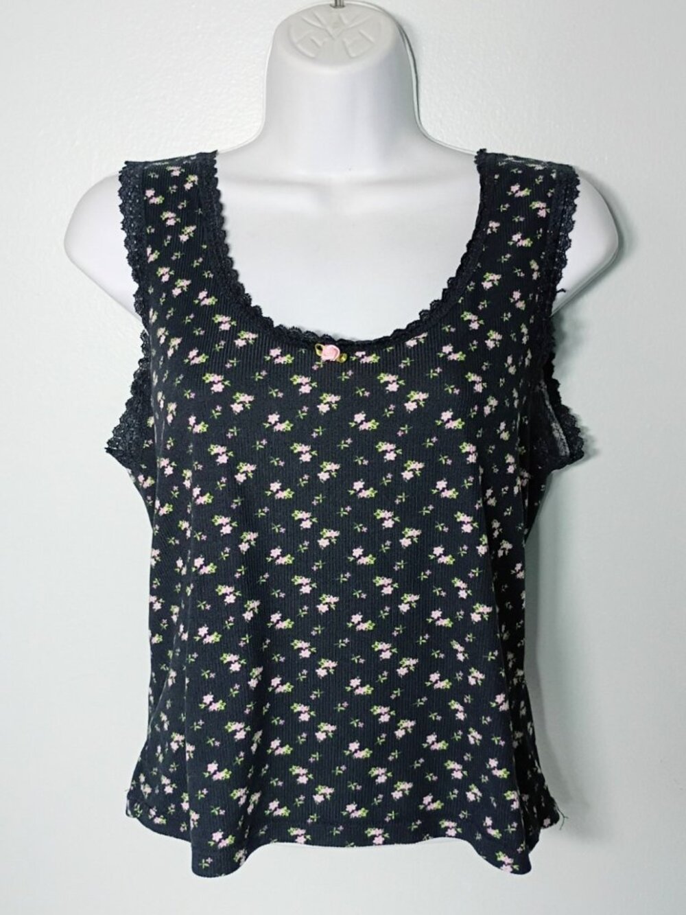 Sugar B Ribbed Cropped Floral Tank Top XL Lace Trim Cottage Whimsigoth Rosette